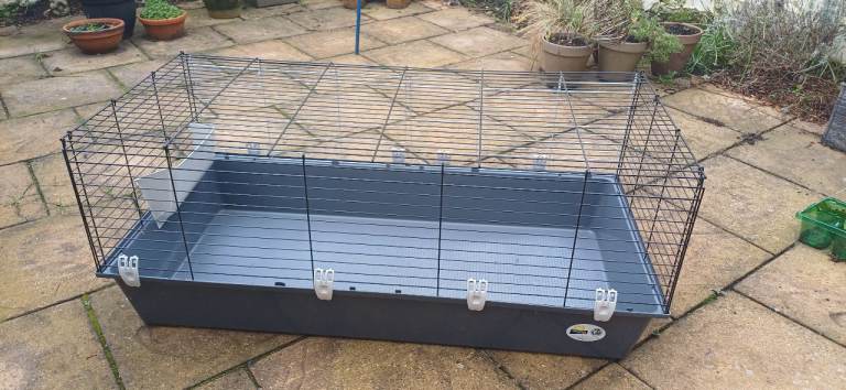 Guinea pig or small rabbit cage and carrier