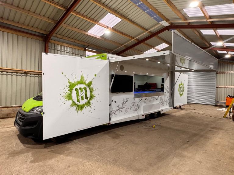 Fiat Ducato 6x2 Catering Food Truck. Mobile Kitchen. Burger Van. Own Generator. 