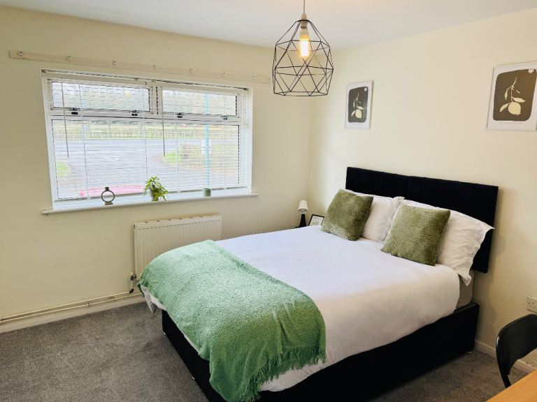 DSS Accepted - Lovely shared room in NG8 