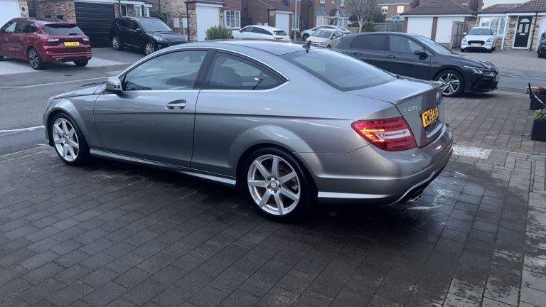 Mercedes-Benz 220d AMG Sport Edition