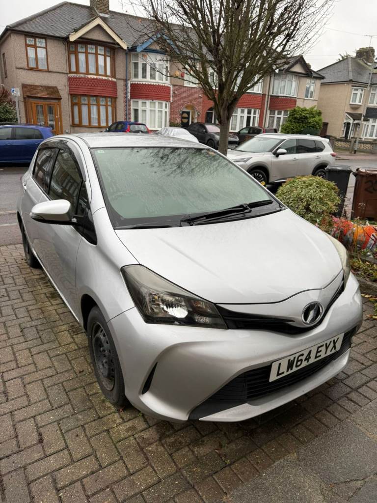 image for TOYOTA YARIS, PETROL,YEAR 2015, FULLY AUTOMATIC 1.0, LOW MILEAGE 39000, 1 OWNER FROM NEW, LADY OWNER