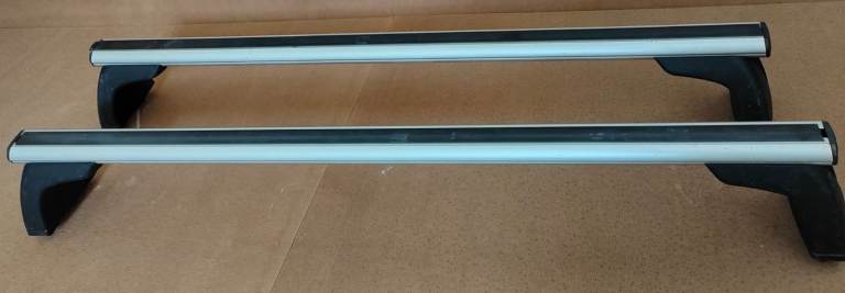 Genuine BMW 1 and 3 series roof rack crossbar - £100