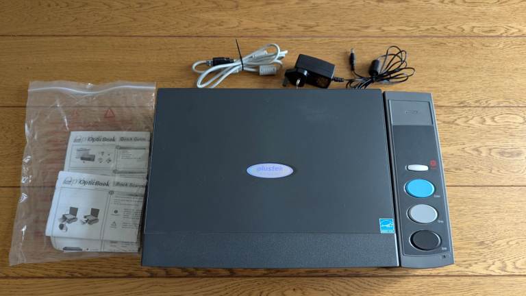 Plustek Opticbook 3800 Book Scanner