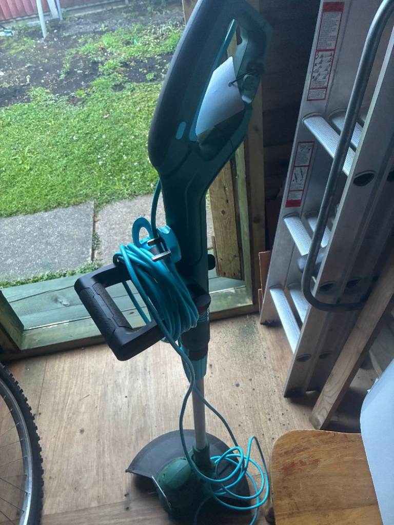 McGregor 25cm Corded Grass Trimmer - 350W