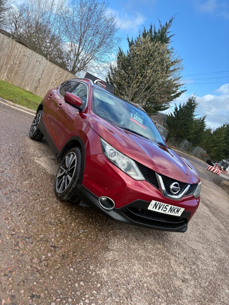 2015 Nissan Qashqai 1.5 dCi Tekna 5dr HATCHBACK Diesel Manual