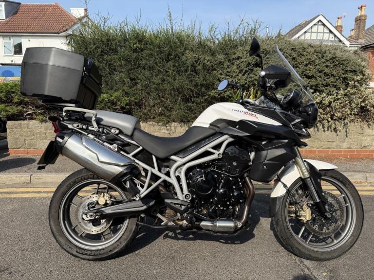 TRIUMPH TIGER 800 2011