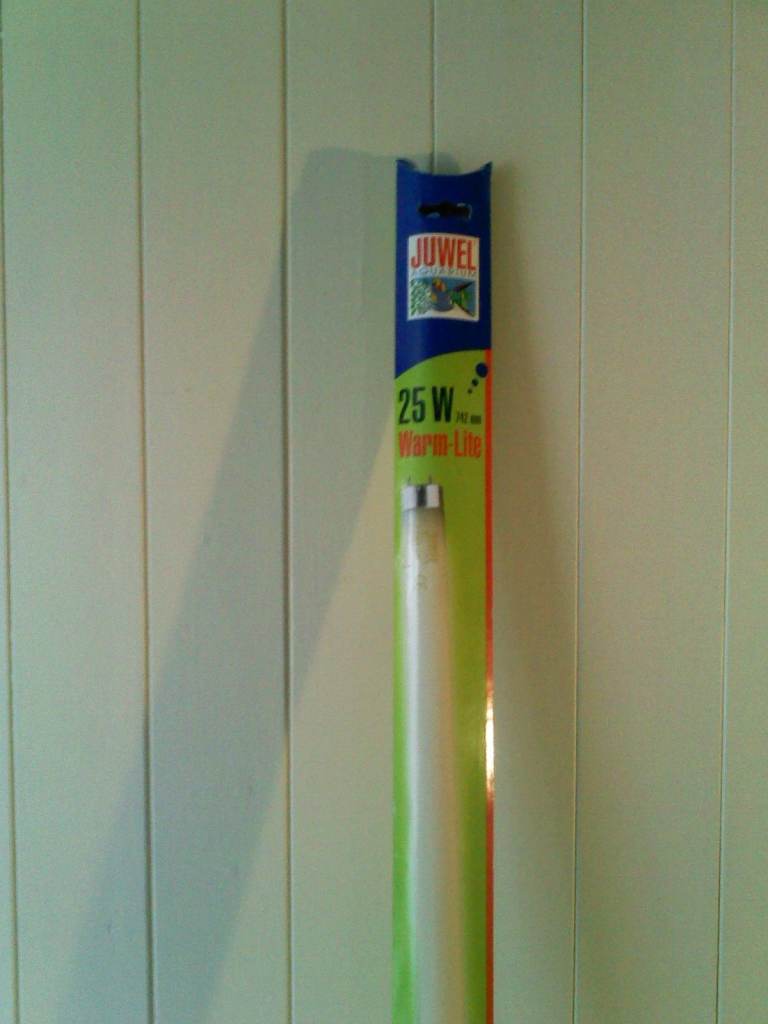 BNIB Aquarium Light/bulb/tube 25w
