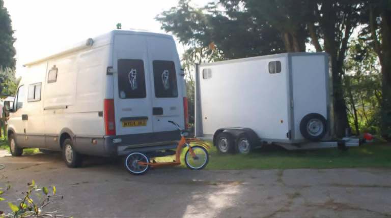 IVECO CAMPERVAN/SEPARATE AREA FOR MULTIPLE DOG TRANSPORT OR OTHER