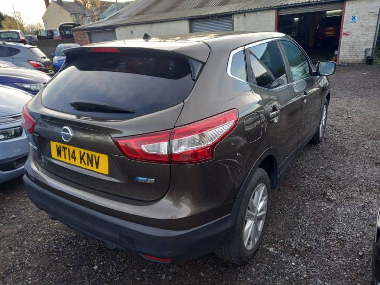 2014 Nissan Qashqai 1.5 dCi Acenta Premium SUV 5dr Diesel Manual 2WD Euro 5 (s/s) (110 ps) HATCHB...