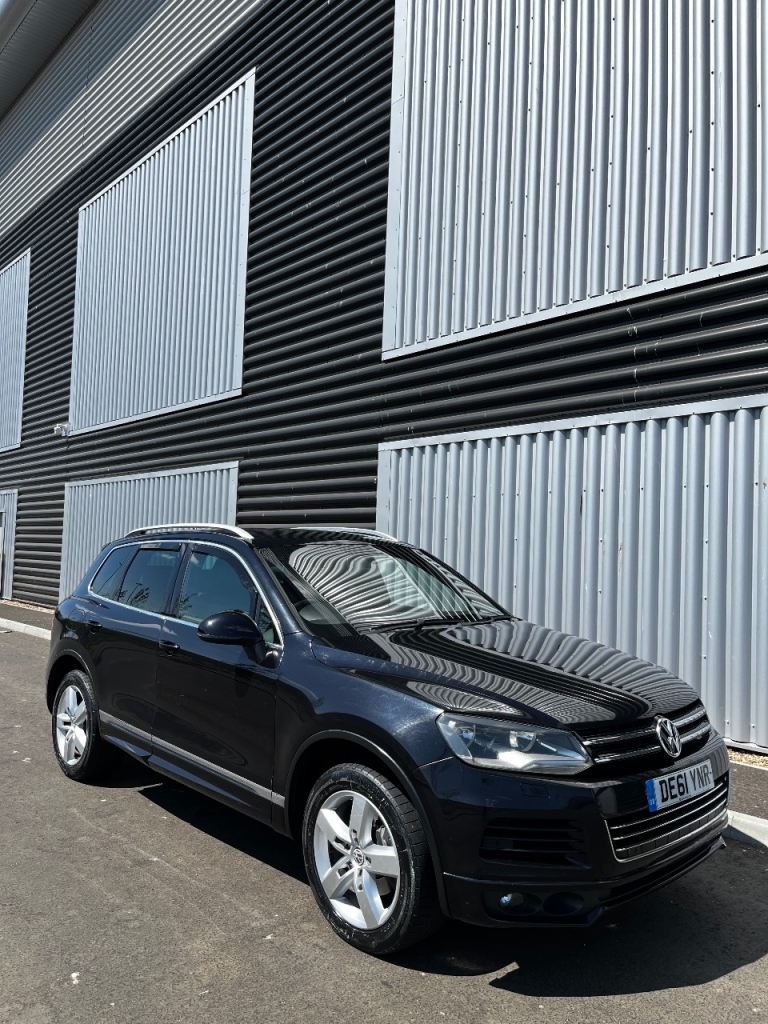 2011 VOLKSWAGEN TOUAREG V6 ALTITUTE 3.0 TDI BLUEMOTION AUTOMATIC 
