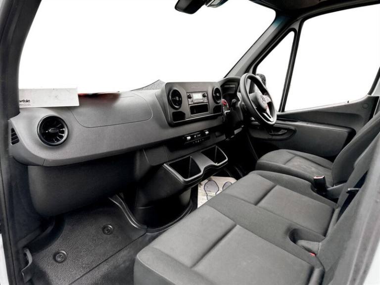 2022 Mercedes-Benz Sprinter 85kW 55kWh Progressive Van Auto [80kW Charger] PANEL VAN ELECTRIC Aut...