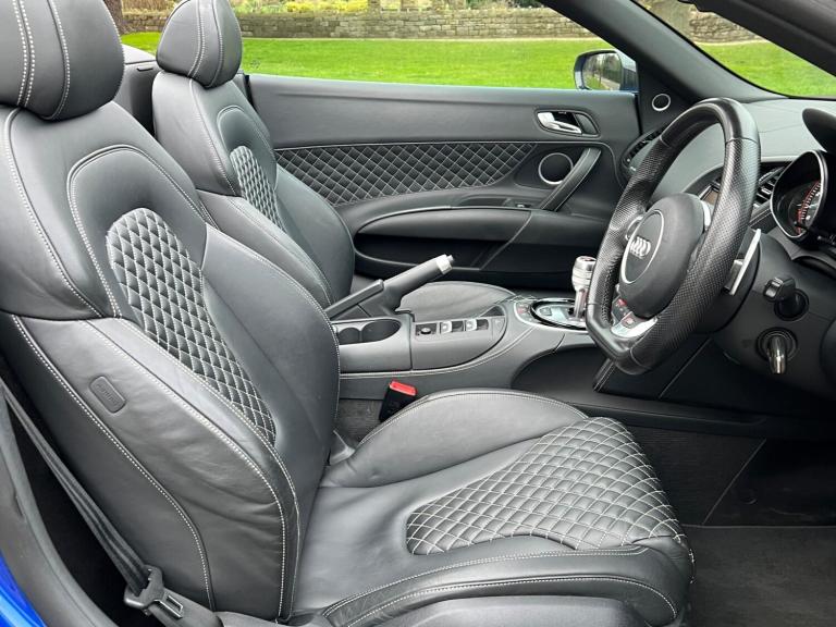 2015 Audi R8 5.2 FSI V10 Quattro 2dr S Tronic CONVERTIBLE PETROL Automatic