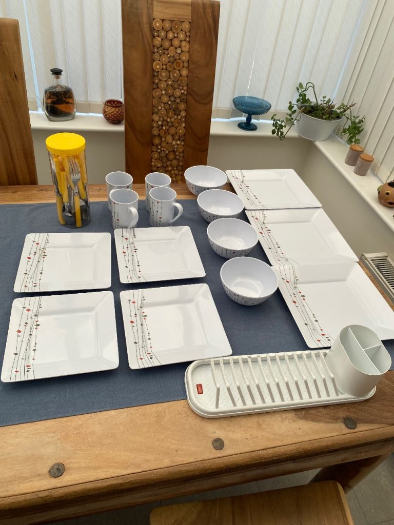 White Melamine Dinner Set with Cutlery and Plate Drainer 