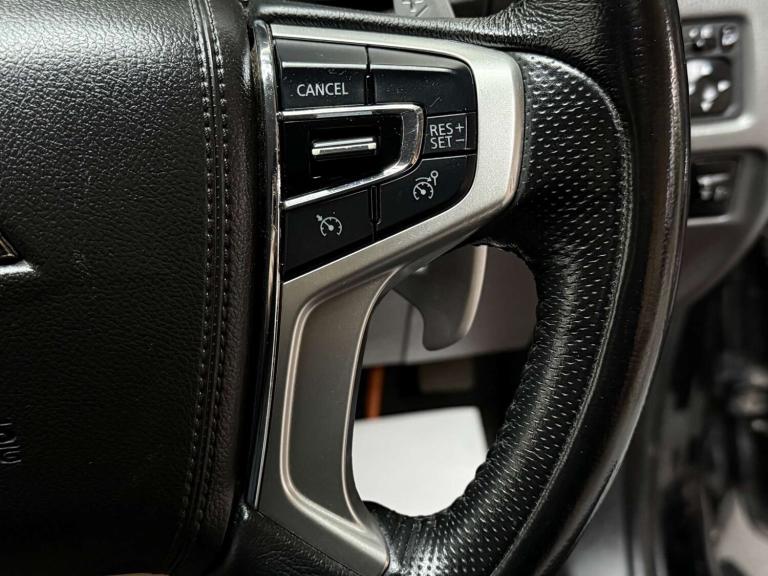 2018 Mitsubishi L200 2.4 L200 Barbarian SVP II DI-D Auto 4WD Pickup Diesel Automatic