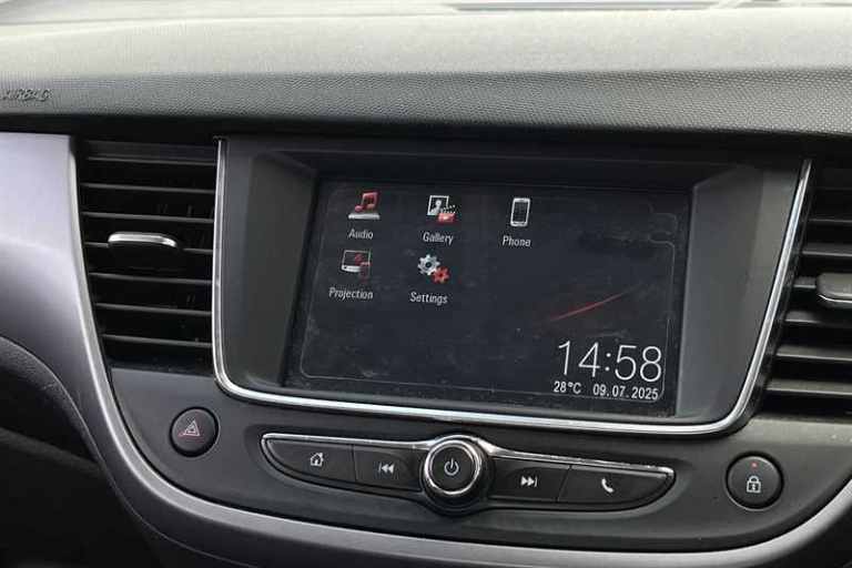 2022 Vauxhall Crossland 1.2 Turbo Design SUV 5dr Petrol Manual Euro 6 (s/s) (110 ps) SUV Petrol M...