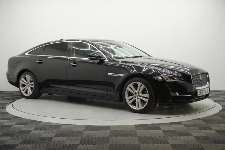 JAGUAR XJ 3.0d V6 Premium Luxury Auto Euro 6 (s/s) 4dr (LWB) 2017