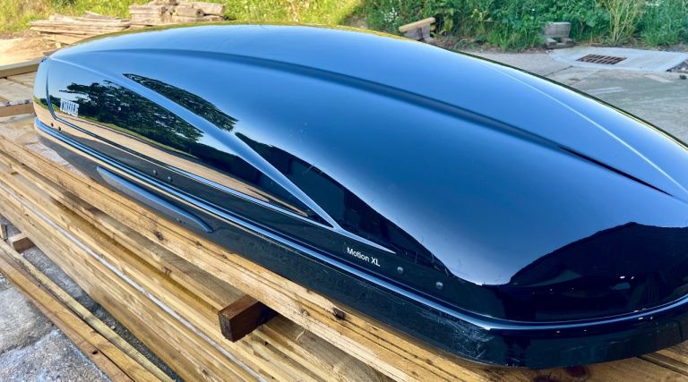 Thule Motion XL 470L Roof Box Black Quick Clamp System
