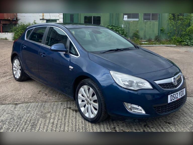 2012 Vauxhall Astra 1.6 16v SE Hatchback 5dr Petrol Auto Euro 5 (115 ps)