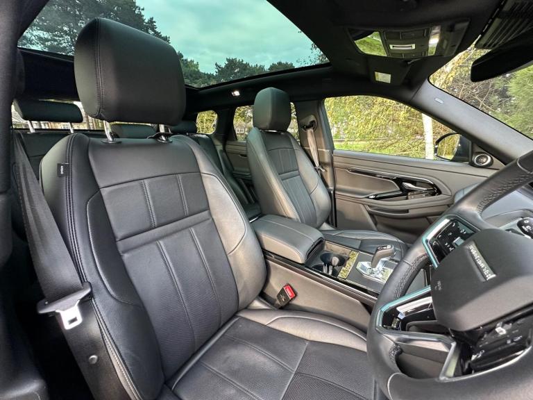 2022 Land Rover Range Rover Evoque 1.5 P300e 12.2kWh R-Dynamic SE Auto 4WD Euro 6 (s/s) 5dr ESTAT...