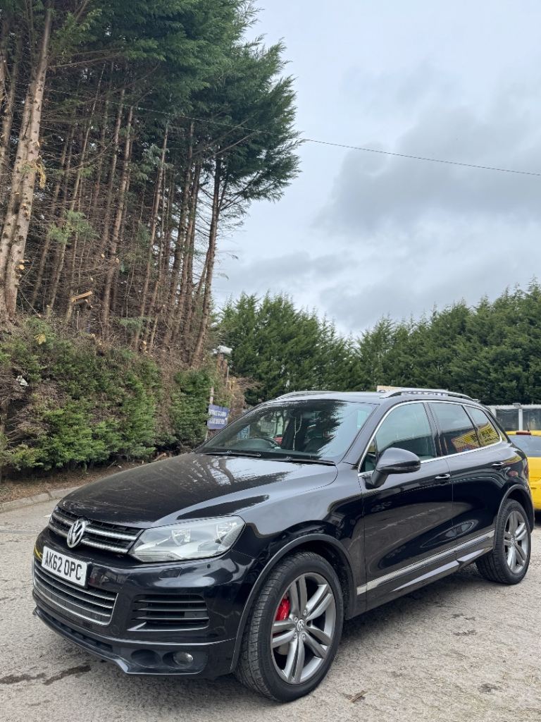 Volkswagen Touareg – Powerful, Refined & Ready to Drive 