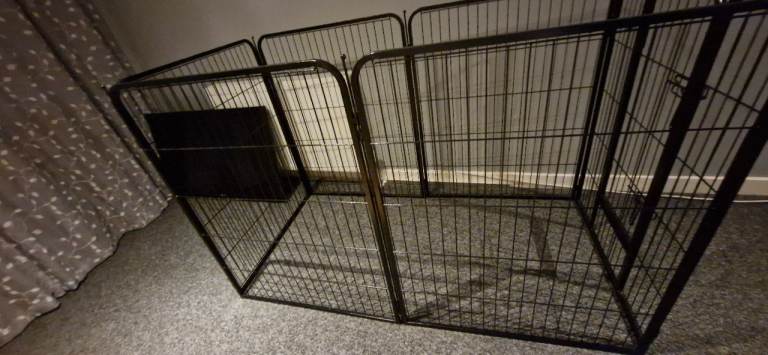 DOG PET ENCLOSURE 