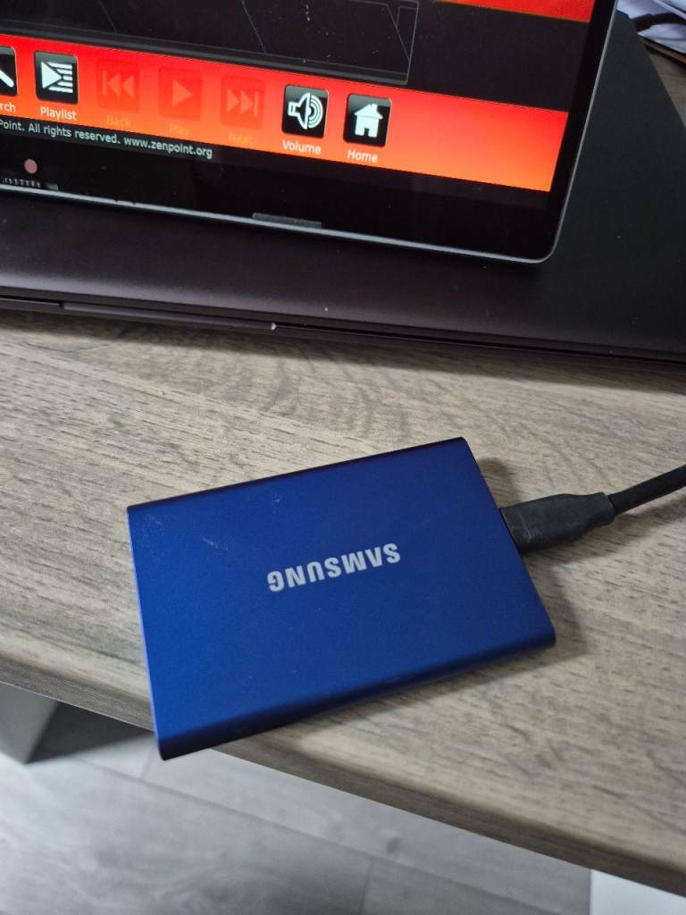 Samsung T7portable  ssd 1TB