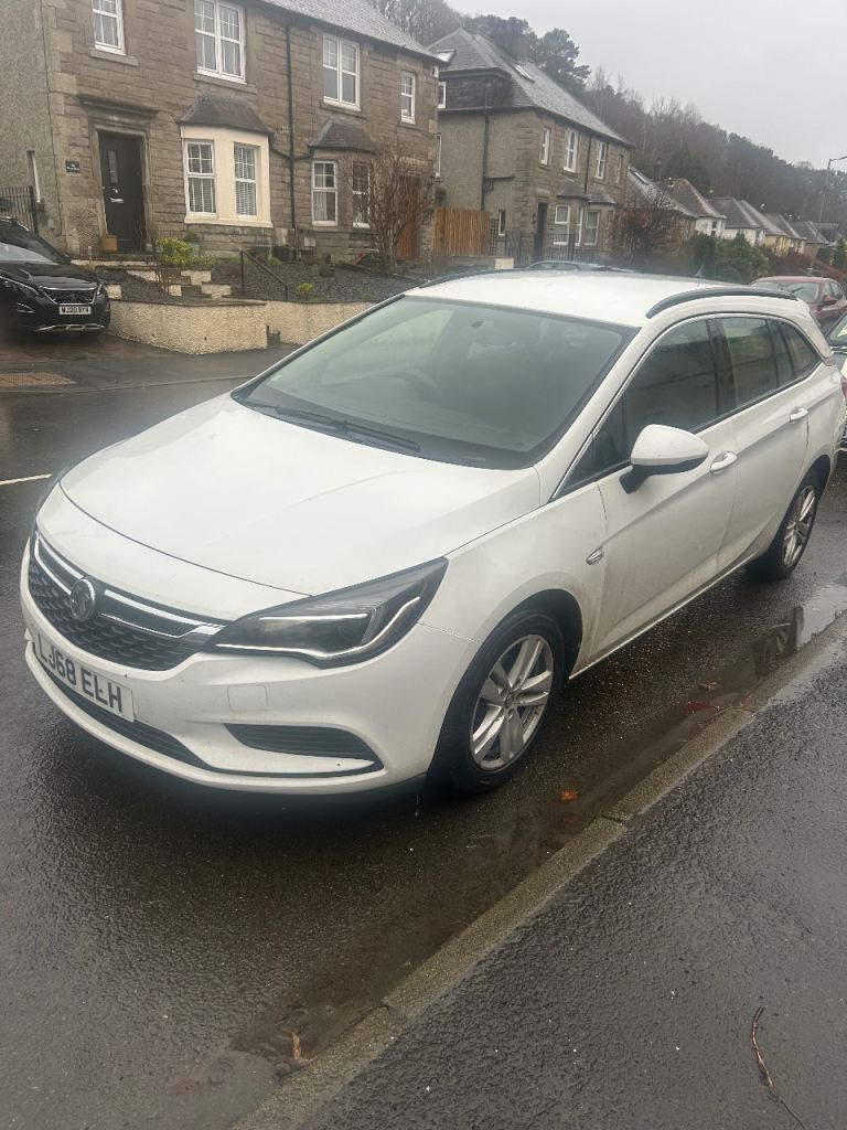 Vauxhall, ASTRA CDTI, Estate, 2018, 1598 (cc), 5 doors