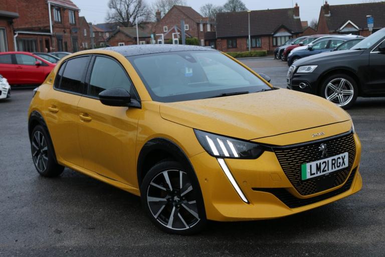 PEUGEOT E-208 50kWh GT Premium 2021