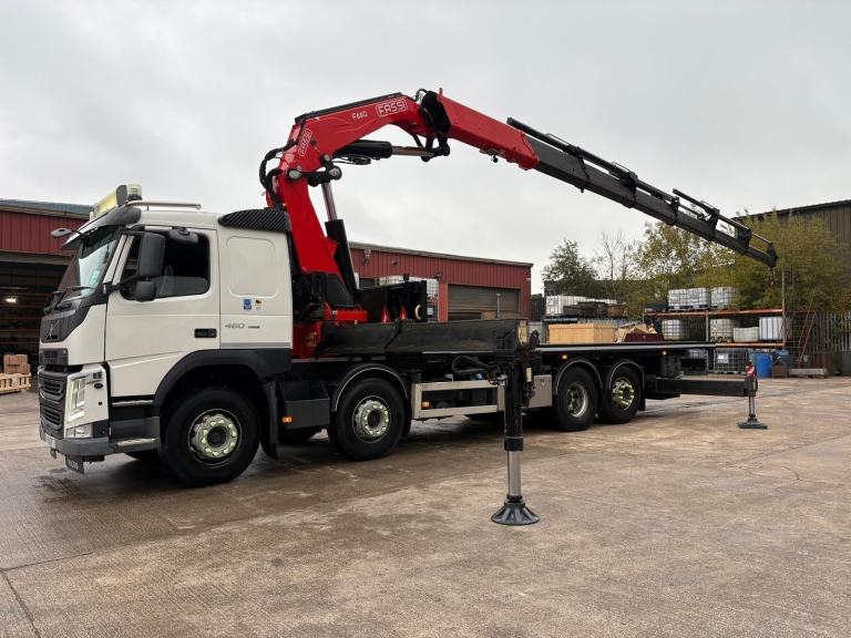 Volvo FM 460 8X2 EXTENDING FLAT WITH 66T 6 EXT FASSI CRANE , HEAVY HAULAGE 