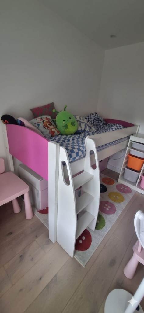 Stompa Uno S Mid Sleeper Bed with Mattress