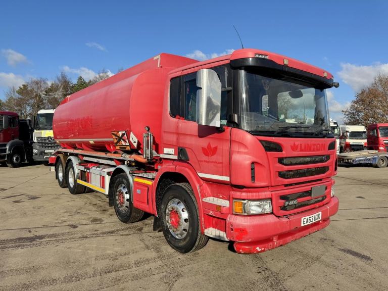 2013 SCANIA P400 8X4 25,000 LITRE FUEL TANKER 
