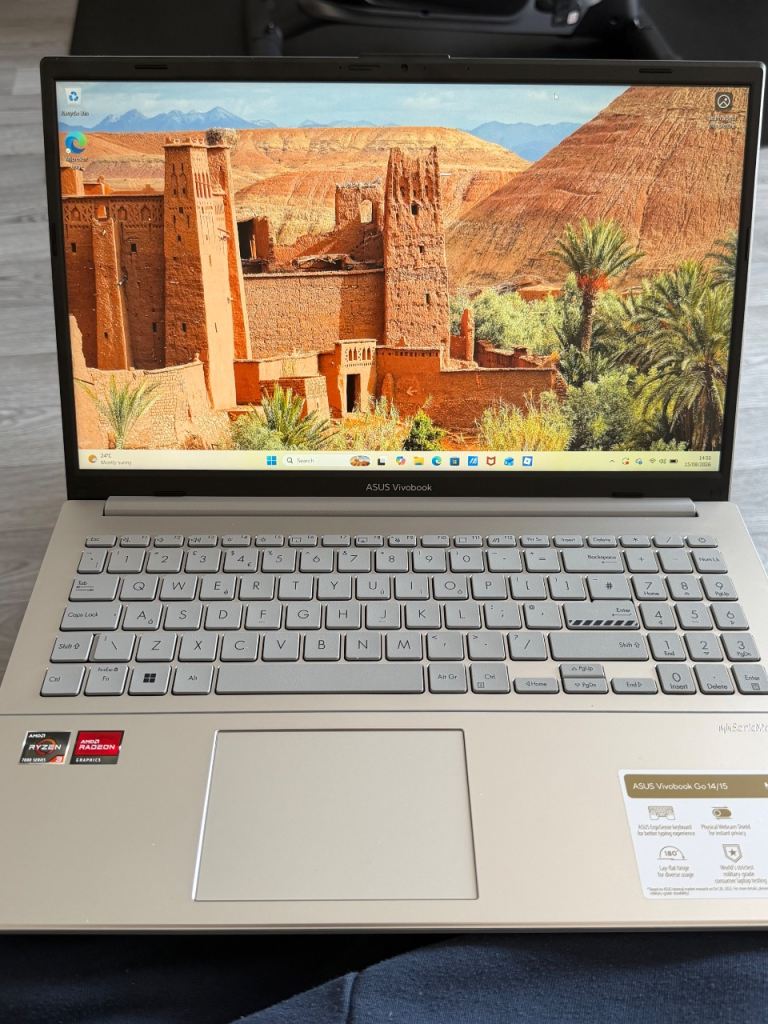 ASUS Vivobook Laptop - AMD Ryzen 3, 512GB SSD, Windows 11 Home