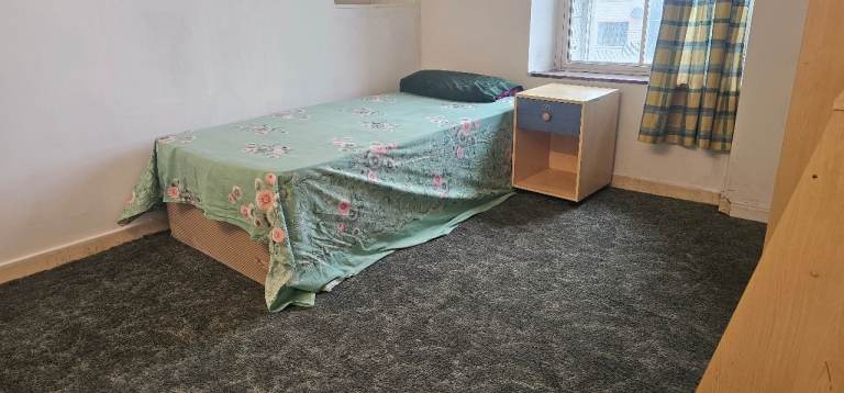Three bed flat for rent at AB242EU 