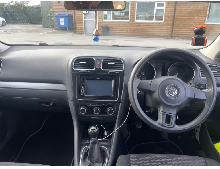 Volkswagen, GOLF, Estate, 2011, Manual, spares repairs 1598 (cc), 5 doors