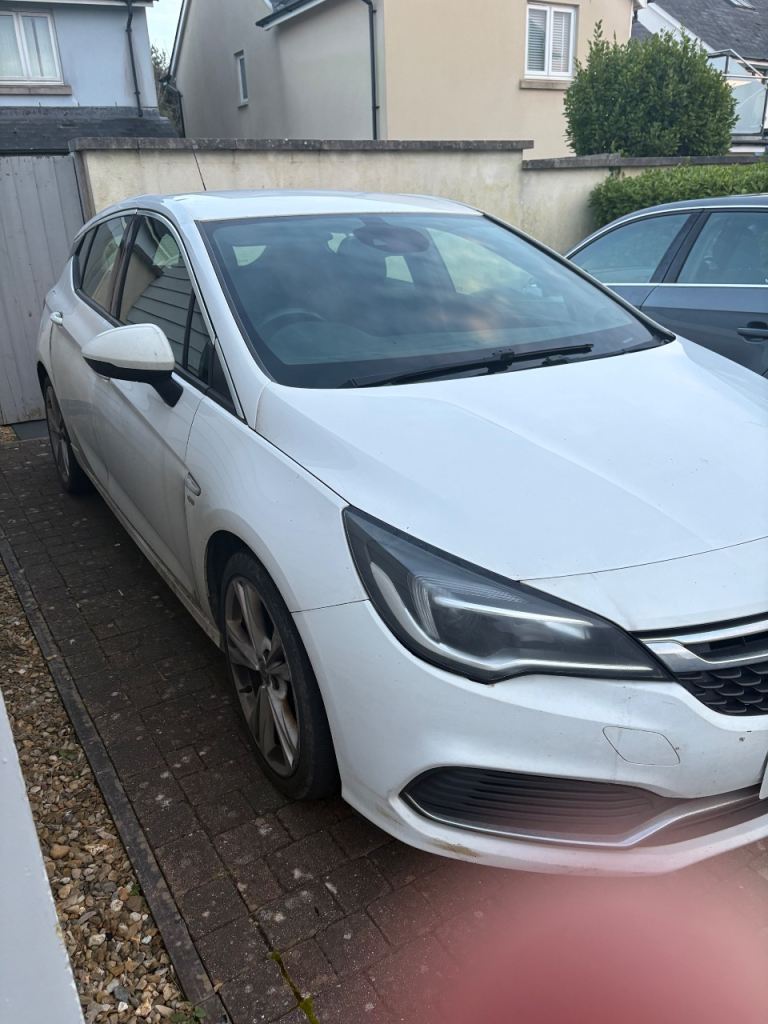 Vauxhall, ASTRA, Hatchback, 2017, Manual, 1598 (cc), 5 doors
