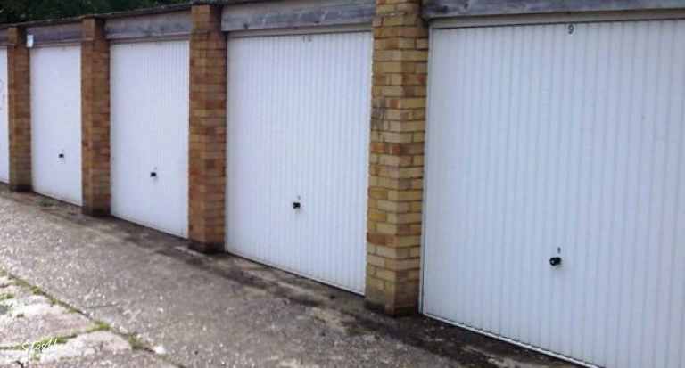 Garage to rent in Horley (RH6) | Stashbee