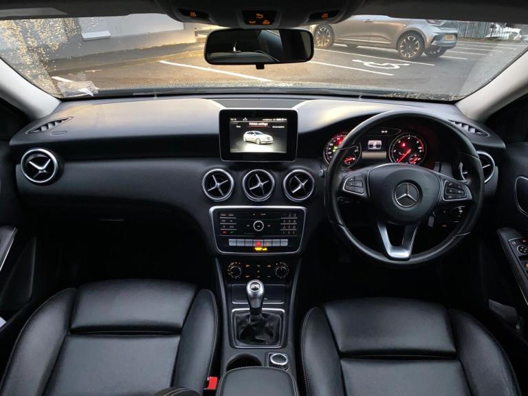 2017 Mercedes-Benz A-Class 1.5 A180d SE Euro 6 (s/s) 5dr HATCHBACK Diesel Manual