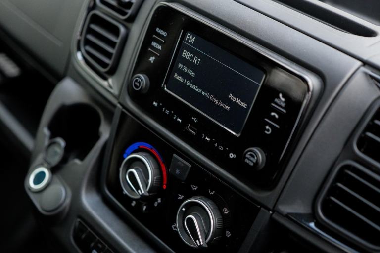 2025 BRAND NEW FIAT DUCATO 2.2 DIESEL PLANT BEAVERTAIL DROPSIDE HIGHWAY MAINTENA