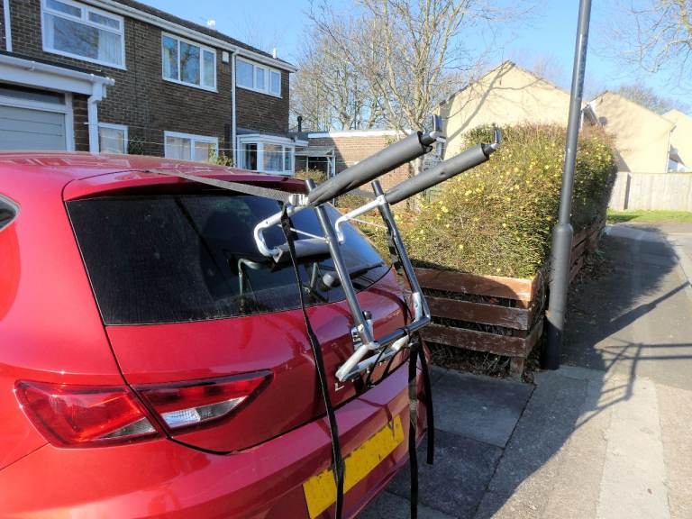 Bike carrying rack 