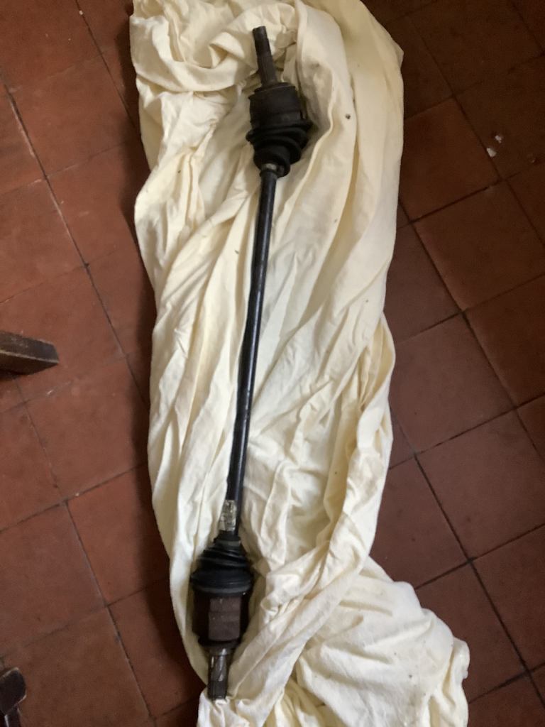 image for Vauxhall Corsa E  drive shaft