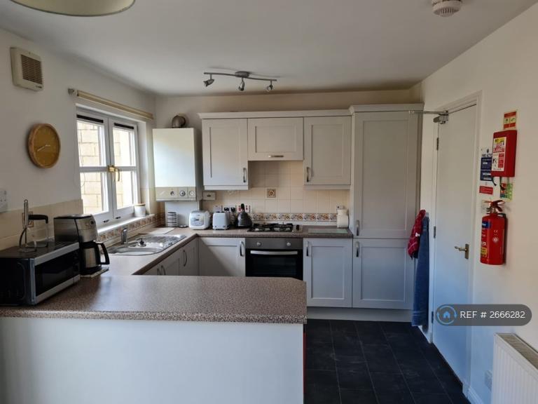 1 bedroom in Larch Street, Dundee, DD1 (#2666282)