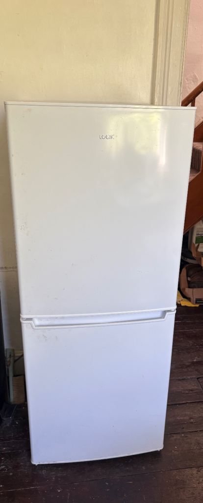 Fridge freezer