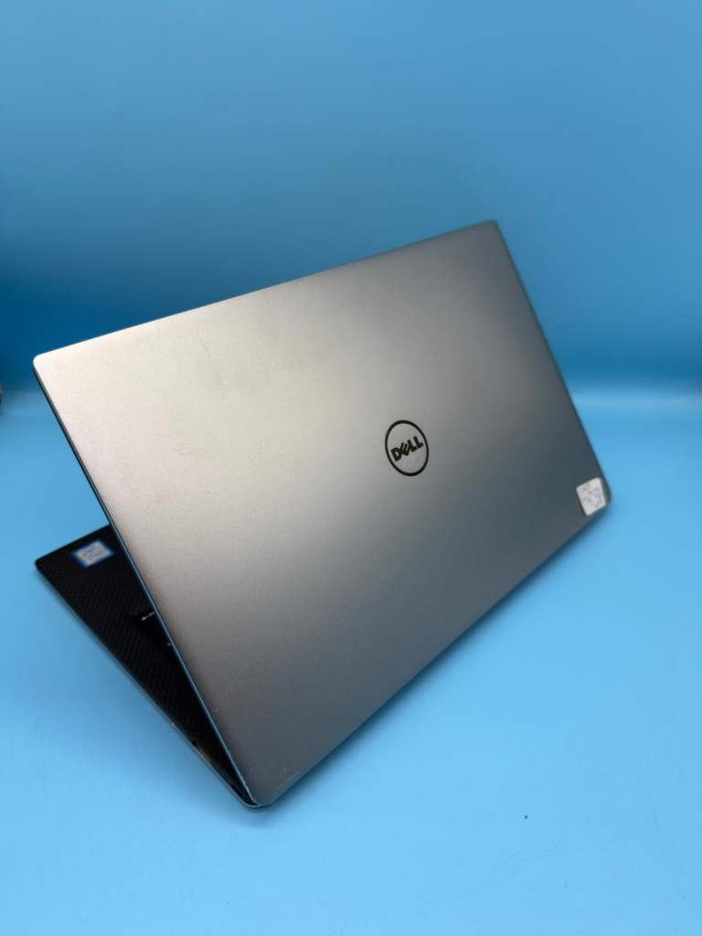 Dell XPS 13 i7 Touchscreen Laptop | 8GB RAM | 256GB SSD | Windows 11 Pro