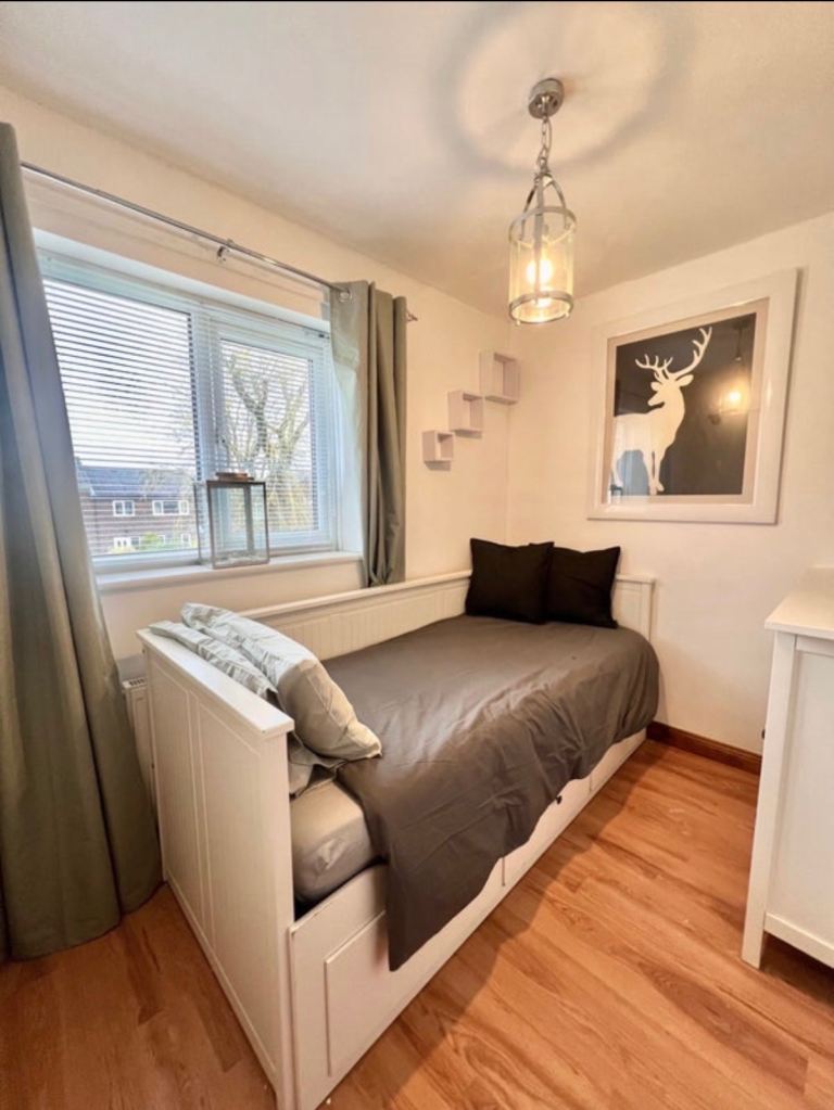 Private Room Near City Centre All Bills Inc