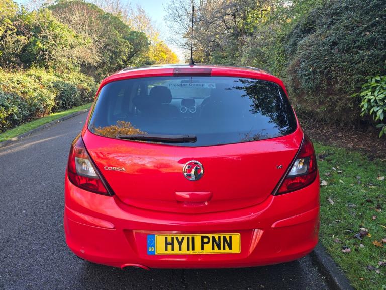 VAUXHALL CORSA 1.4 16v (A/C) SXi - AUTOMATIC - 5 DOOR - 2011 *LOW MILES*