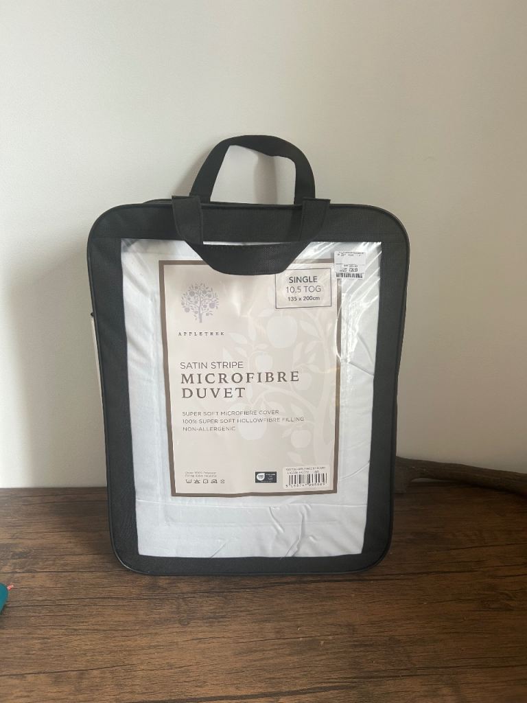 Single duvet - never been used