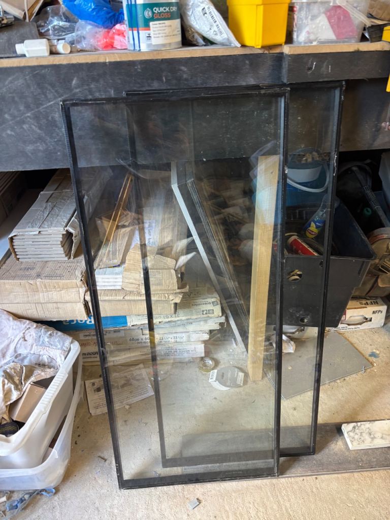 Window glass 