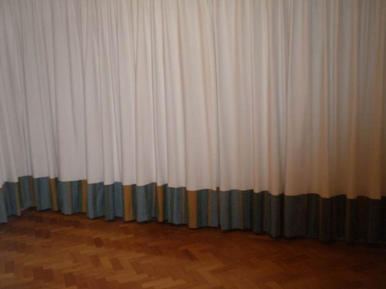 4 White Curtains