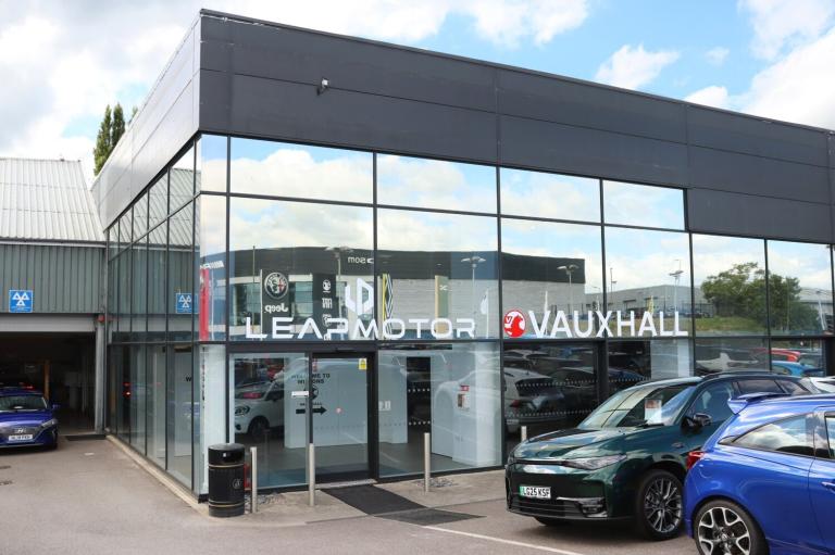 2017 Toyota AYGO 1.0 VVT-i X-Play 5dr x-shift HATCHBACK PETROL Automatic