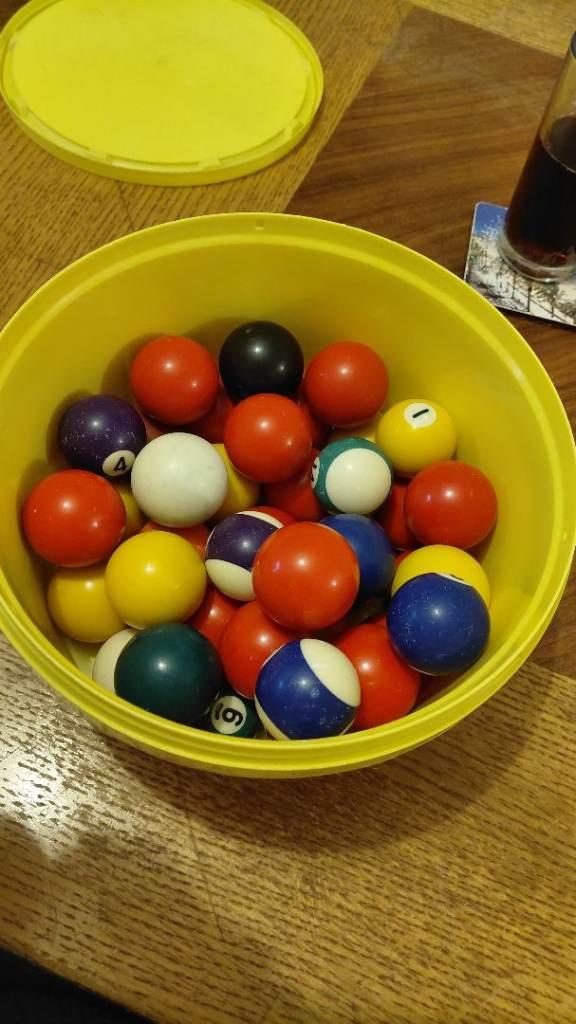 Pool / snooker. Balls 